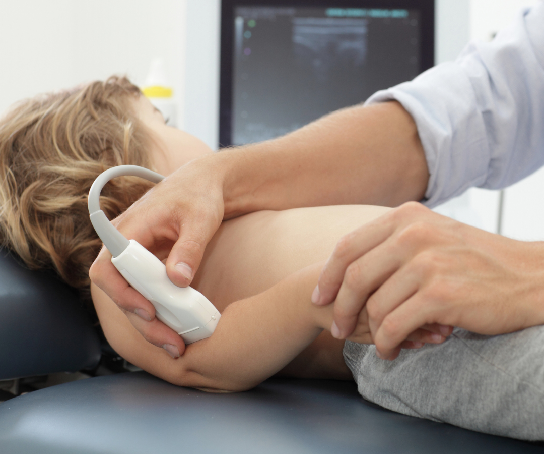 HT-Médica-Marbella-ecógrafo