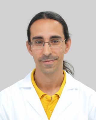 Retrato profesional de Dr. Joseba Mirena Zulueta Odriozola